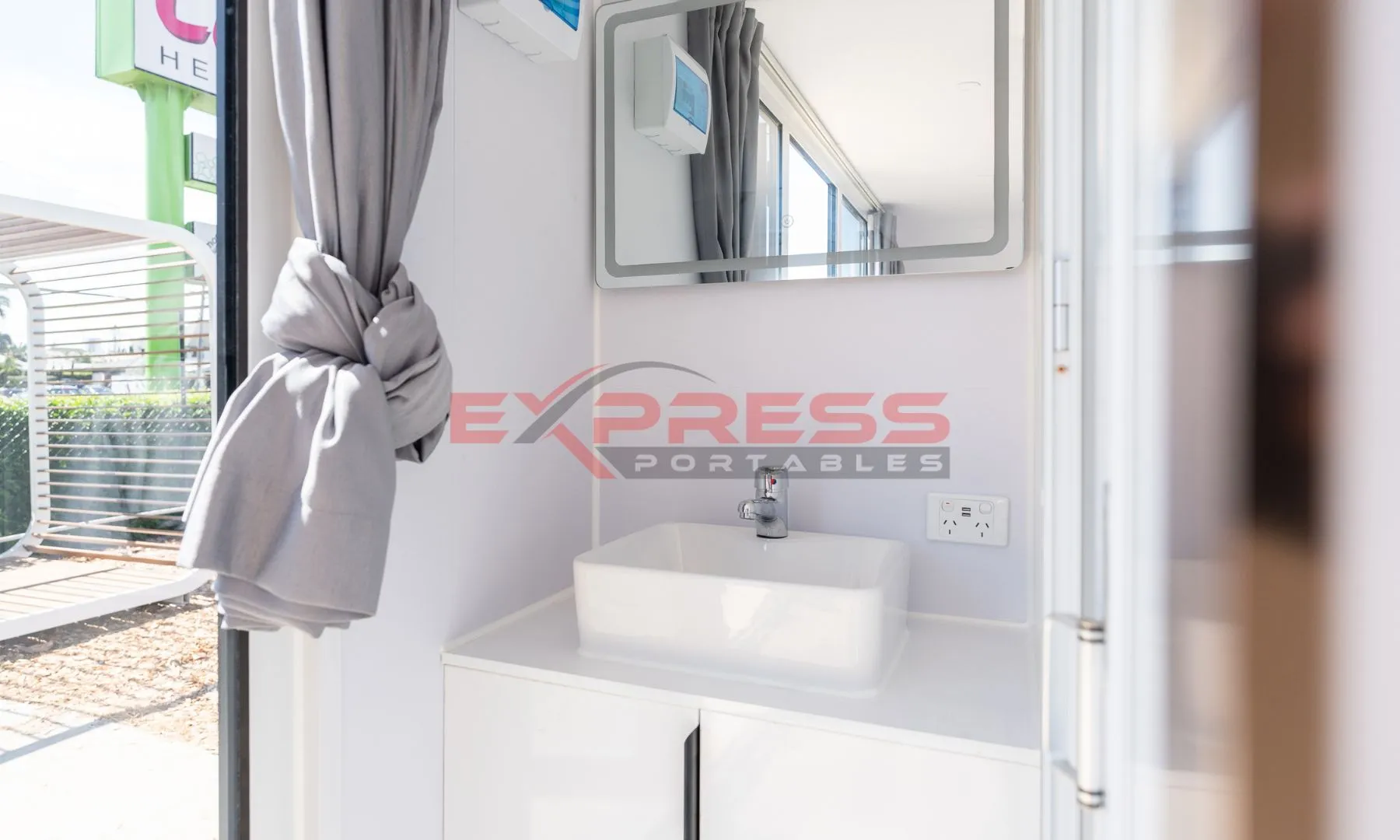 4m Spacee Lite Bath/Office/Bed