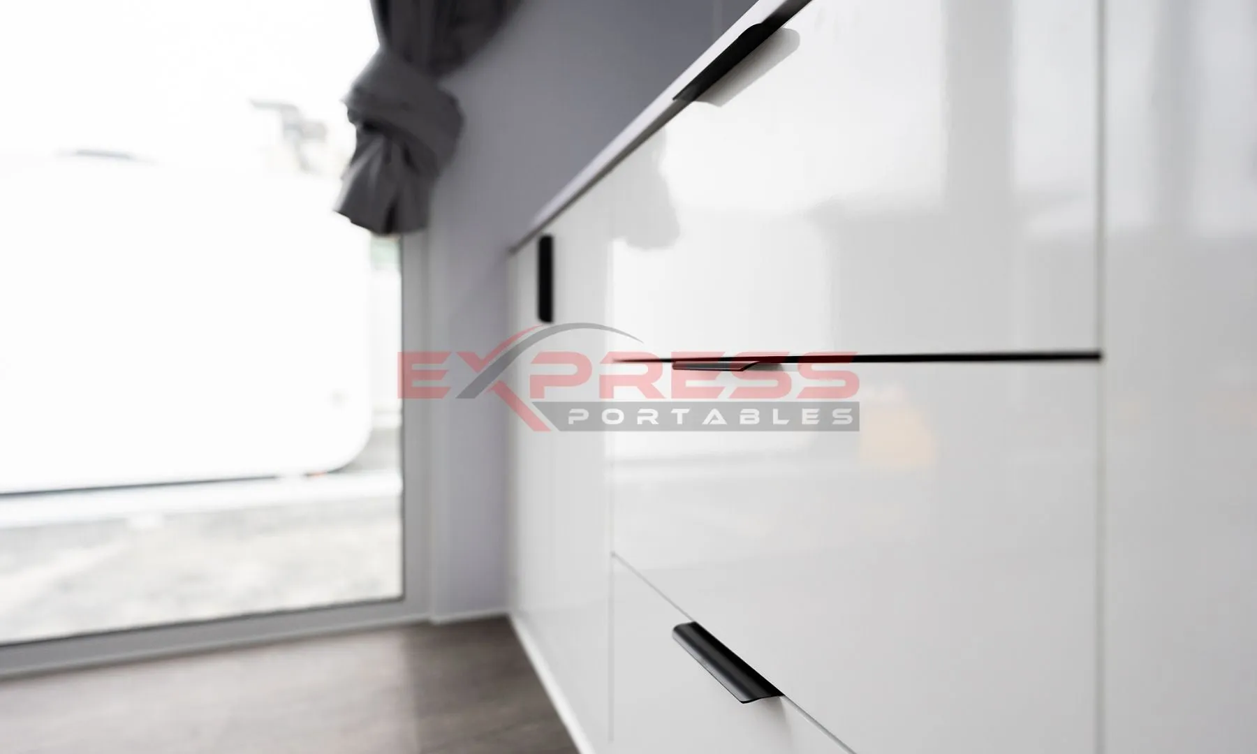 6m Spacee Lite with Cabinetry