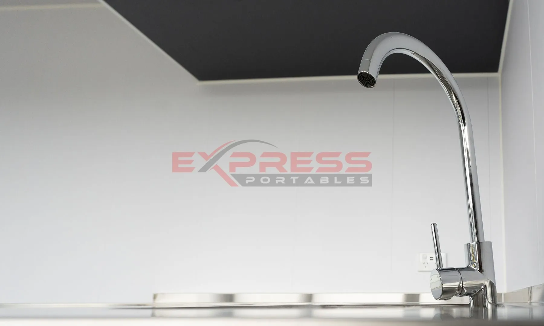 6m Spacee Lite with Kitchenette & Bathroom