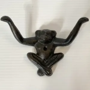 Home Decor - Metal Monkey