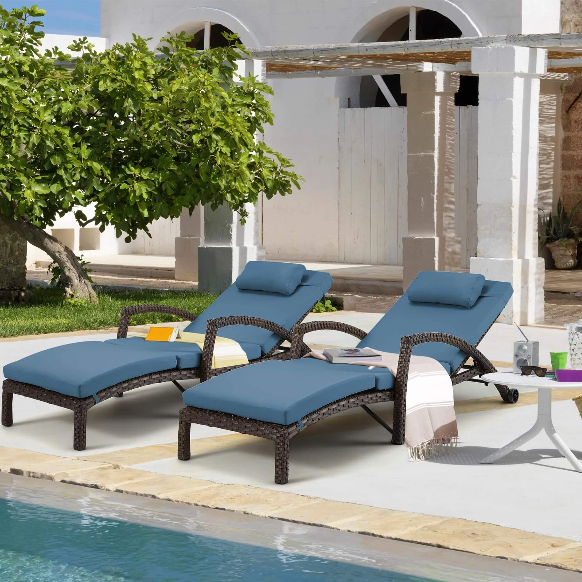 HOMREST Pool Lounge Chairs for Outside, Wicker Pool Chaise Lounge Chairs with Wheels & Headpillow for Deck Poolside