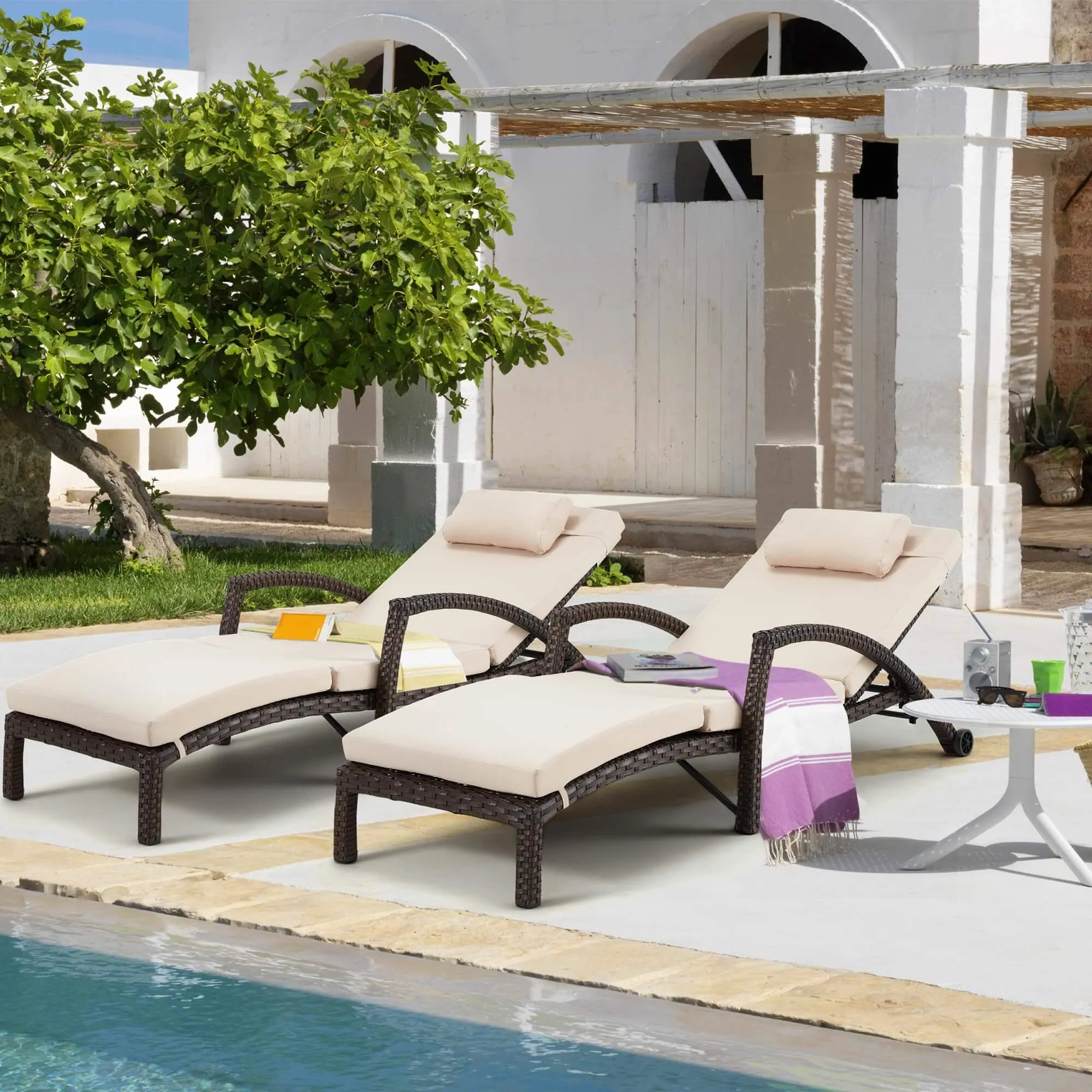 HOMREST Pool Lounge Chairs for Outside, Wicker Pool Chaise Lounge Chairs with Wheels & Headpillow for Deck Poolside